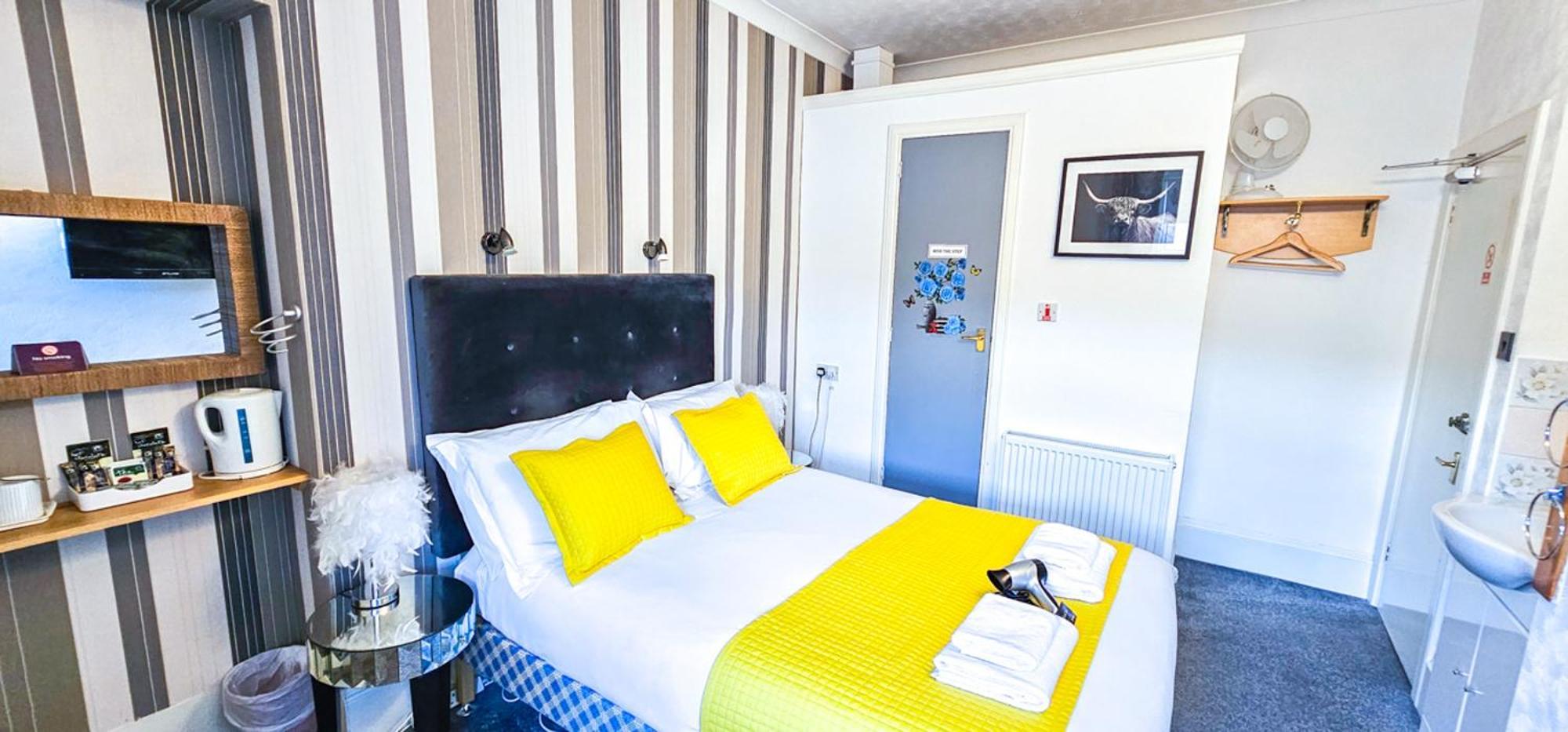 Mystayinn Kinloch Lodge Inverness Exterior photo